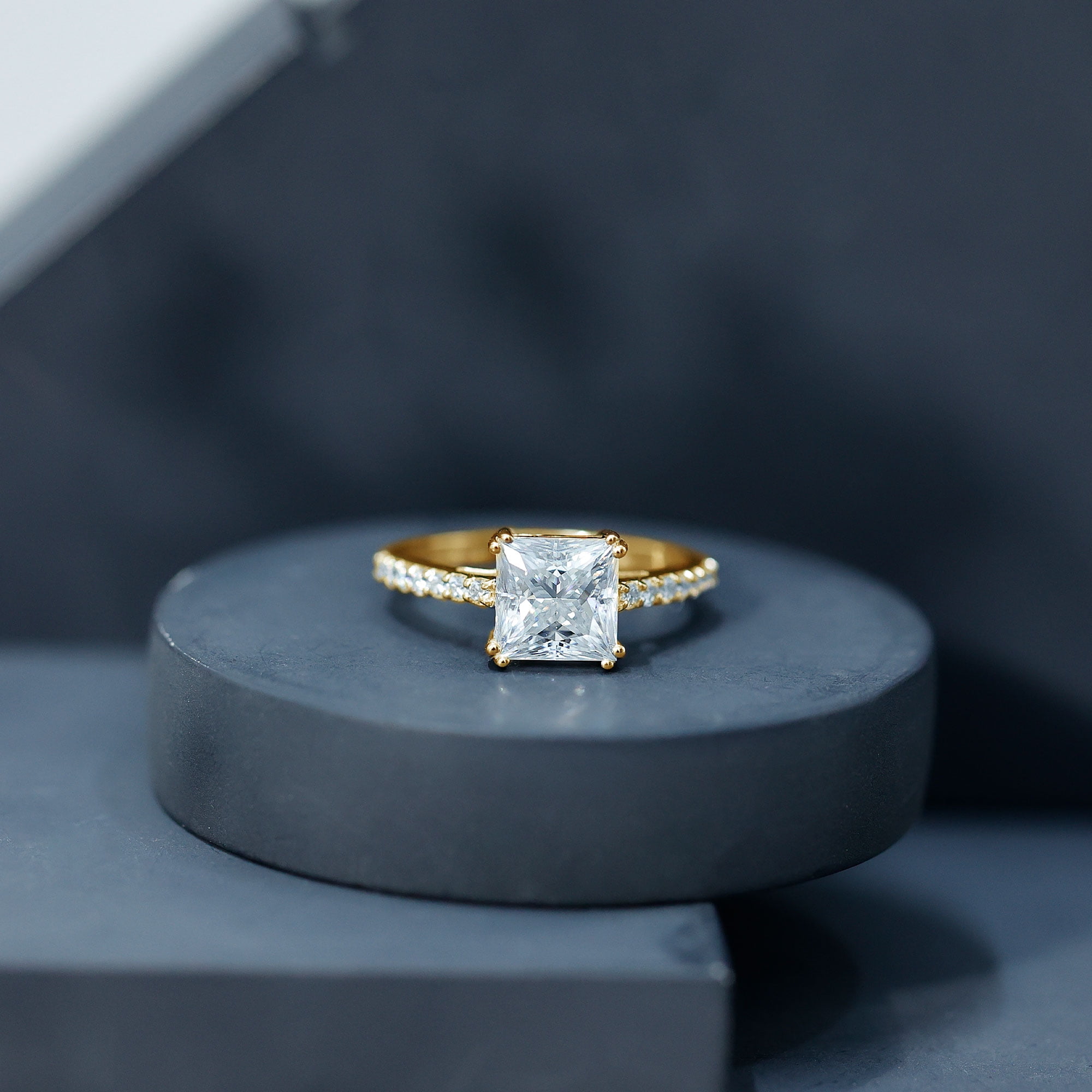 Rosec Jewels Moissanite Solitaire Engagement Ring for Women (8 mm Princess Cut Moissanite, 3 Ct, D-VS1 Grade), 14K Yellow Gold, US 13.00