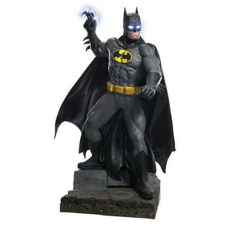 batman statue light