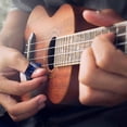 thumbnail image 4 of Púas para pulgar, púas para dedo, medianas, planas en ángulo, púas para dedo de guitarra de celuloide (púa para pulgar), 4 of 5