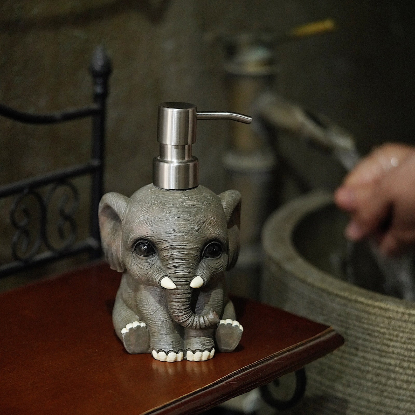 WiMiFar Elephant Gray Resin Soap Dispenser for Bathroom