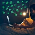 thumbnail image 5 of hojas de pegatinas de estrellas que brillan en la oscuridad, brillantes y duraderas, pegatinas luminosas para techo y pared, estrellas que brillan en la oscuridad para el techo, fantásticas, 5 of 5