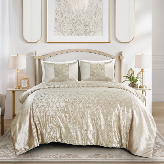 Evjk 3-Piece Decorative Lightweight Bedspread Set – Breathable, Velvet with Stylish Metallic Print, QUEEN