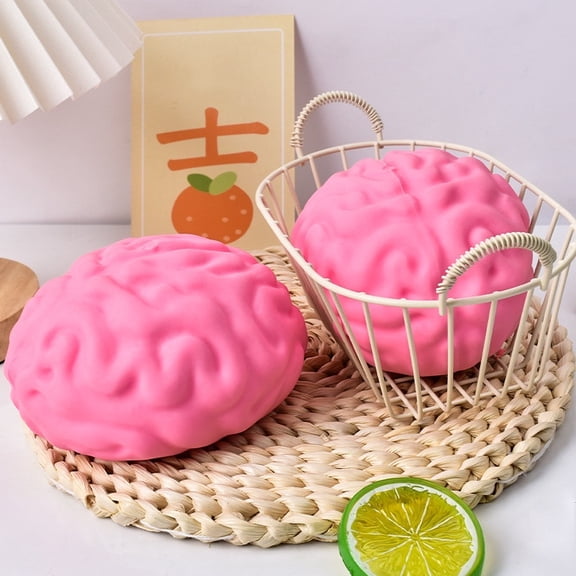 FEOLGEHLY 1 Pcs Red Fake Brain Stress Ball, Realistic Squeeze Toy for Adults Teens, Anxiety Relief Fidget Gadget for Office School Home, Decompression Plaything for Emotional Release, Quirky Gag Gift