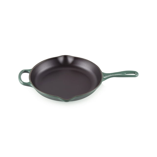 Sartén con mango de hierro exclusivo de hierro fundido esmaltado Le Creuset, 10.25" (1-3/4 qt.), alcachofa