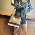 thumbnail image 5 of Bolso de mano de diseñador de marca de lujo 2024, nuevo bolso para mujer, bolso cruzado informal de alta capacidad, tendencia de moda femenina, bolso de mano de cuero genuino, 5 of 5