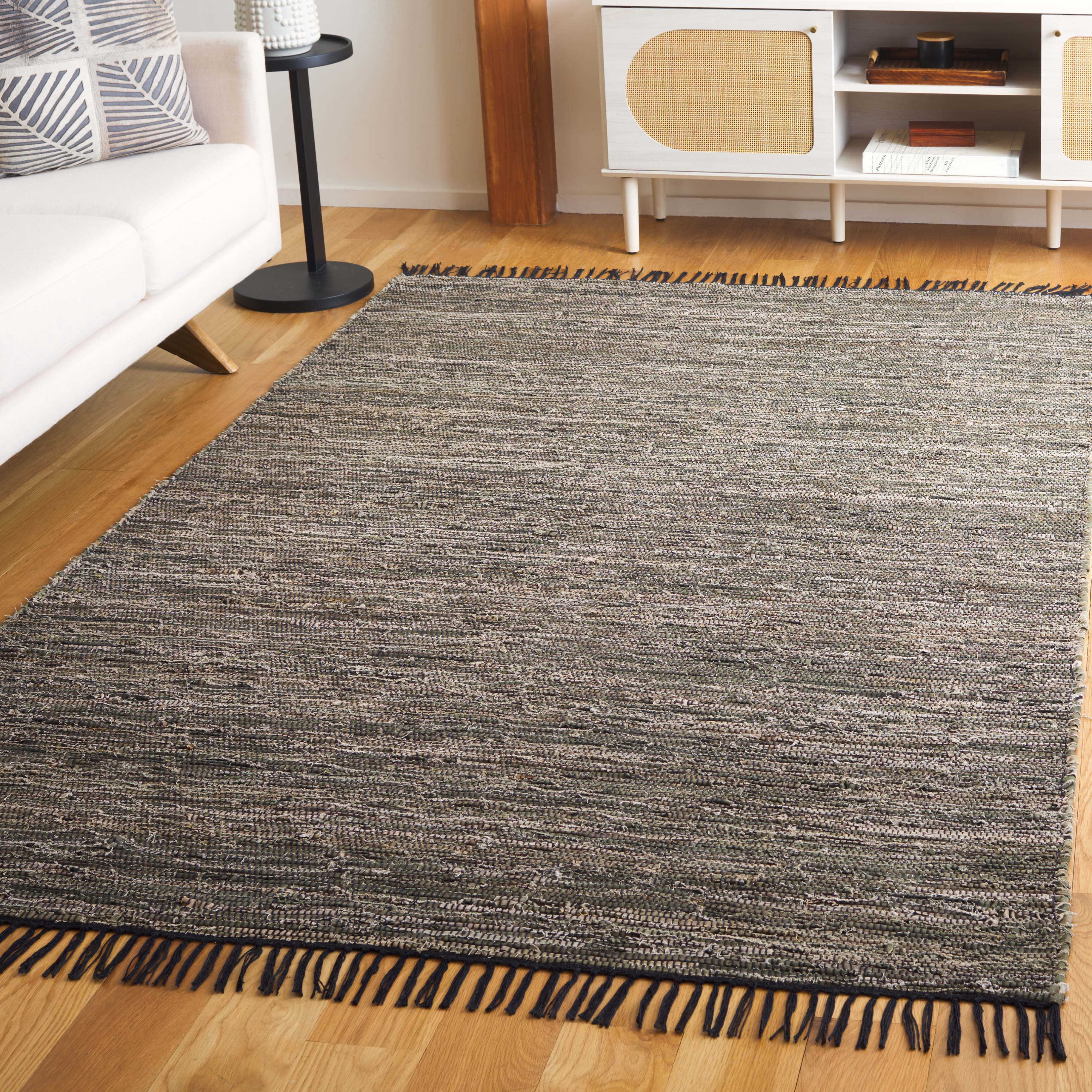 SAFAVIEH Rag Rug Lacework Distressed Area Rug, Dark Green/Black, 5' x 8'