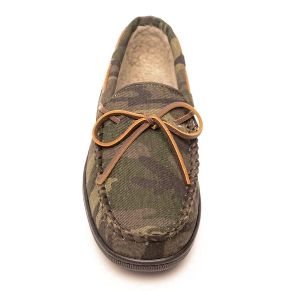 Minnetonka Men's Pile Lined Moccasin Hardsole Slipper, Green Camo Print, 8 M