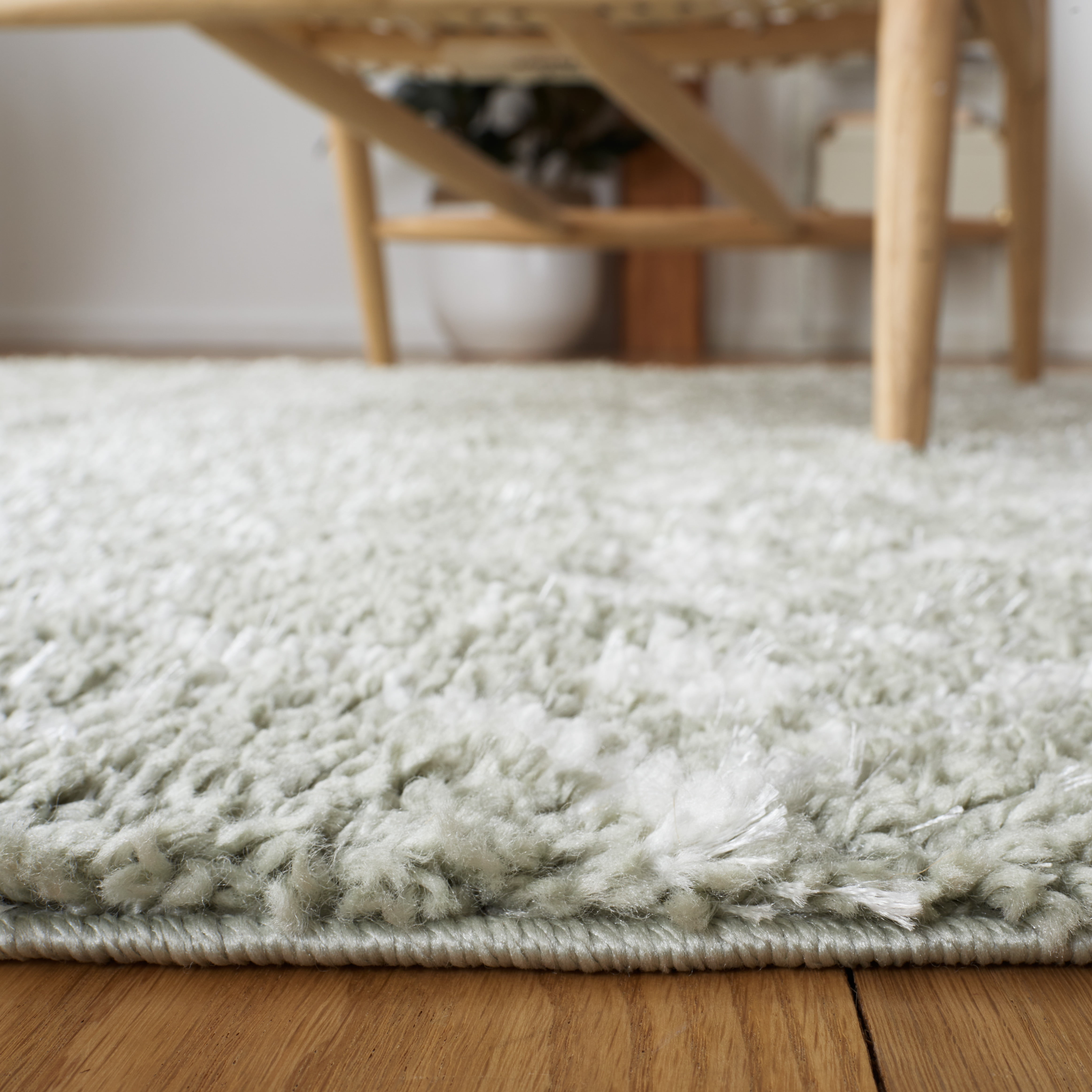 SAFAVIEH Berber Fringe Vinal Aztec Shag Area Rug, Sage/Ivory, 5'3" x 7'6"