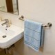 thumbnail image 5 of Toallas faciales y corporales suaves, absorbentes y sin pelusa, paquete de 2. Toallas de baño acolchadas y de secado rápido para hombres y mujeres. Toallas duraderas y suaves con rayas para la ducha,, 5 of 6