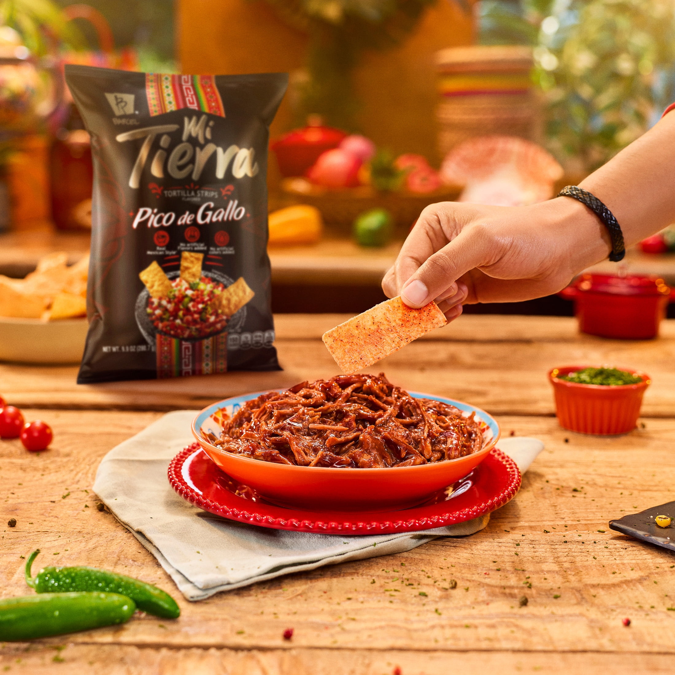 Barcel Mi Tierra Pico de Gallo 9.9 oz Bag, Tomato, Onion, Lime and Chili Pepper Tortilla Chip Strips