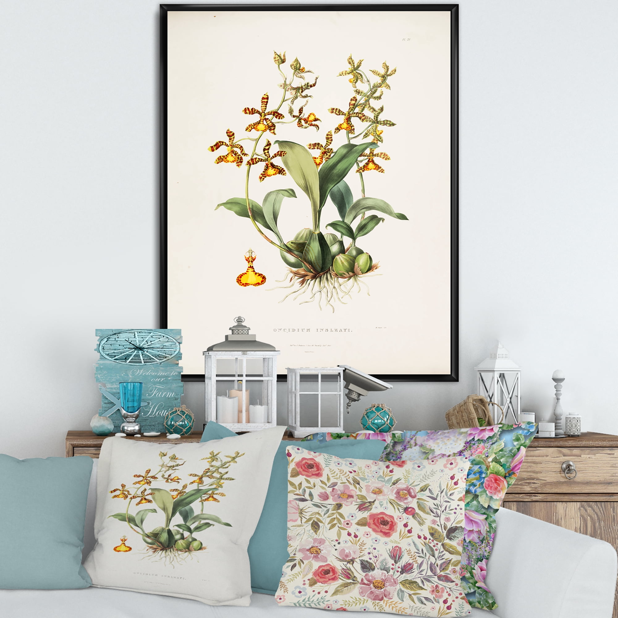 Designart 'Ancient Flower I' Traditional Framed Canvas Wall Art Print