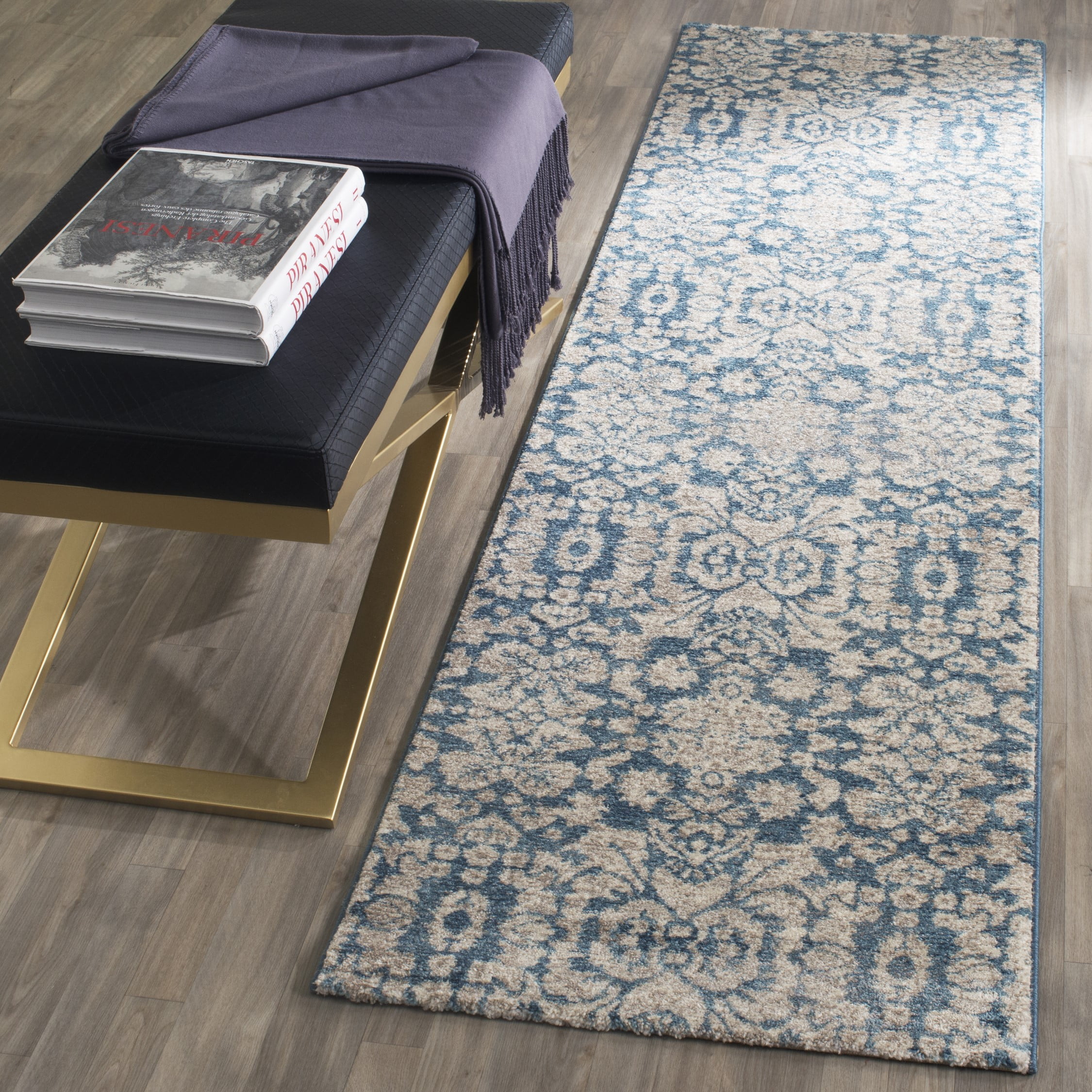SAFAVIEH Sofia Quintella Damask Runner Rug, Blue/Beige, 2'2" x 6'