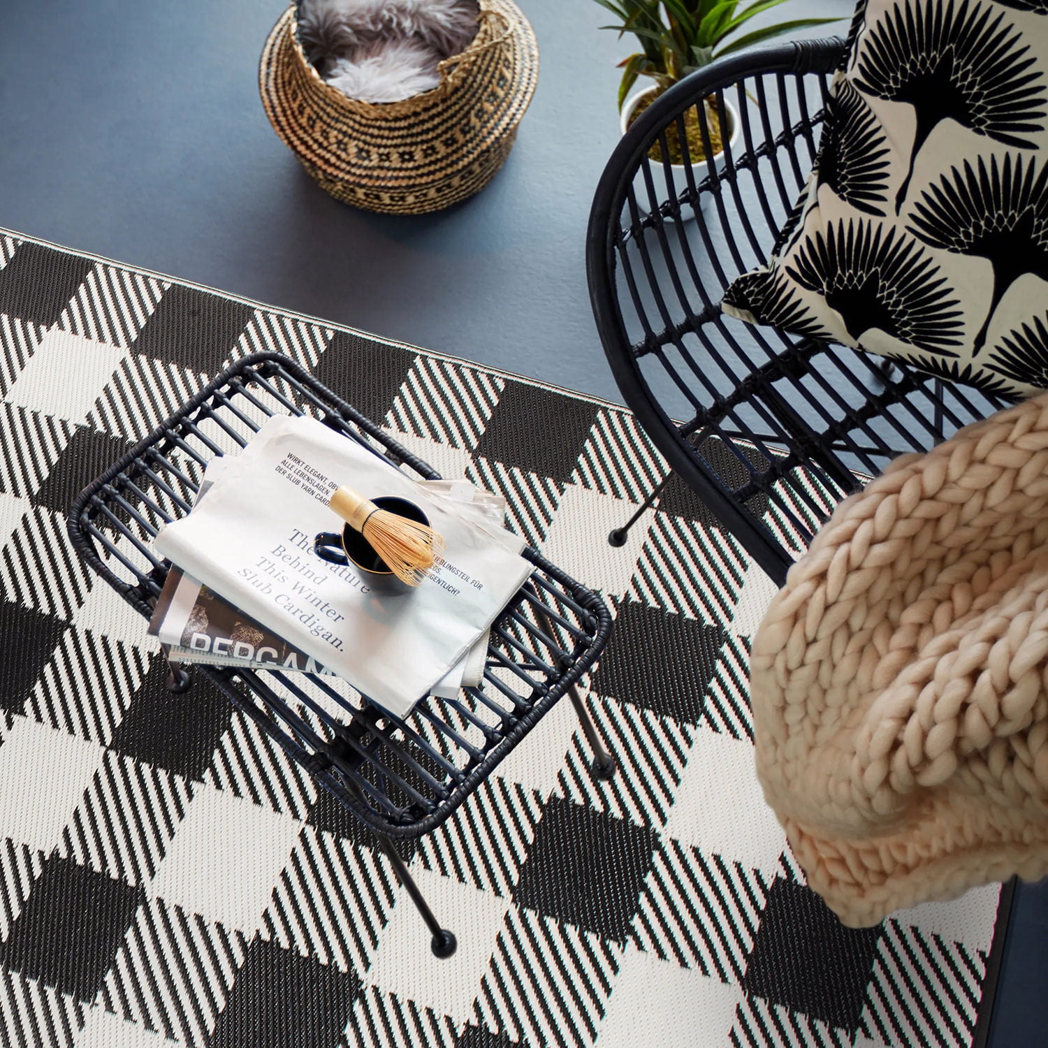 World Rug Gallery Buffalo Plaid Reversible Plastic Indoor and Outdoor Picnic Mat, Camping Rug, RV Rug - BLACK 7'10"X10'