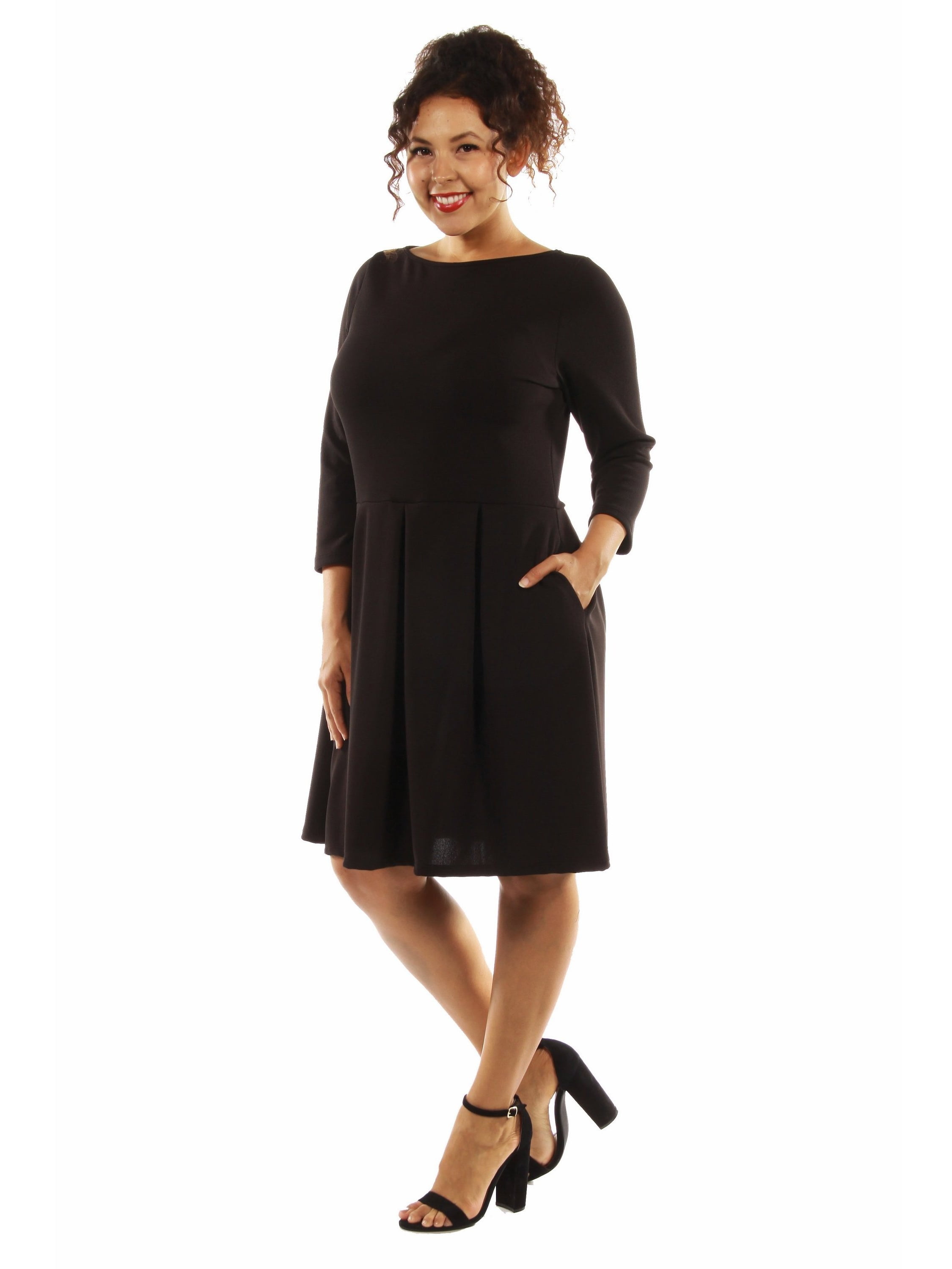Women's Plus Classic Little Black Dress