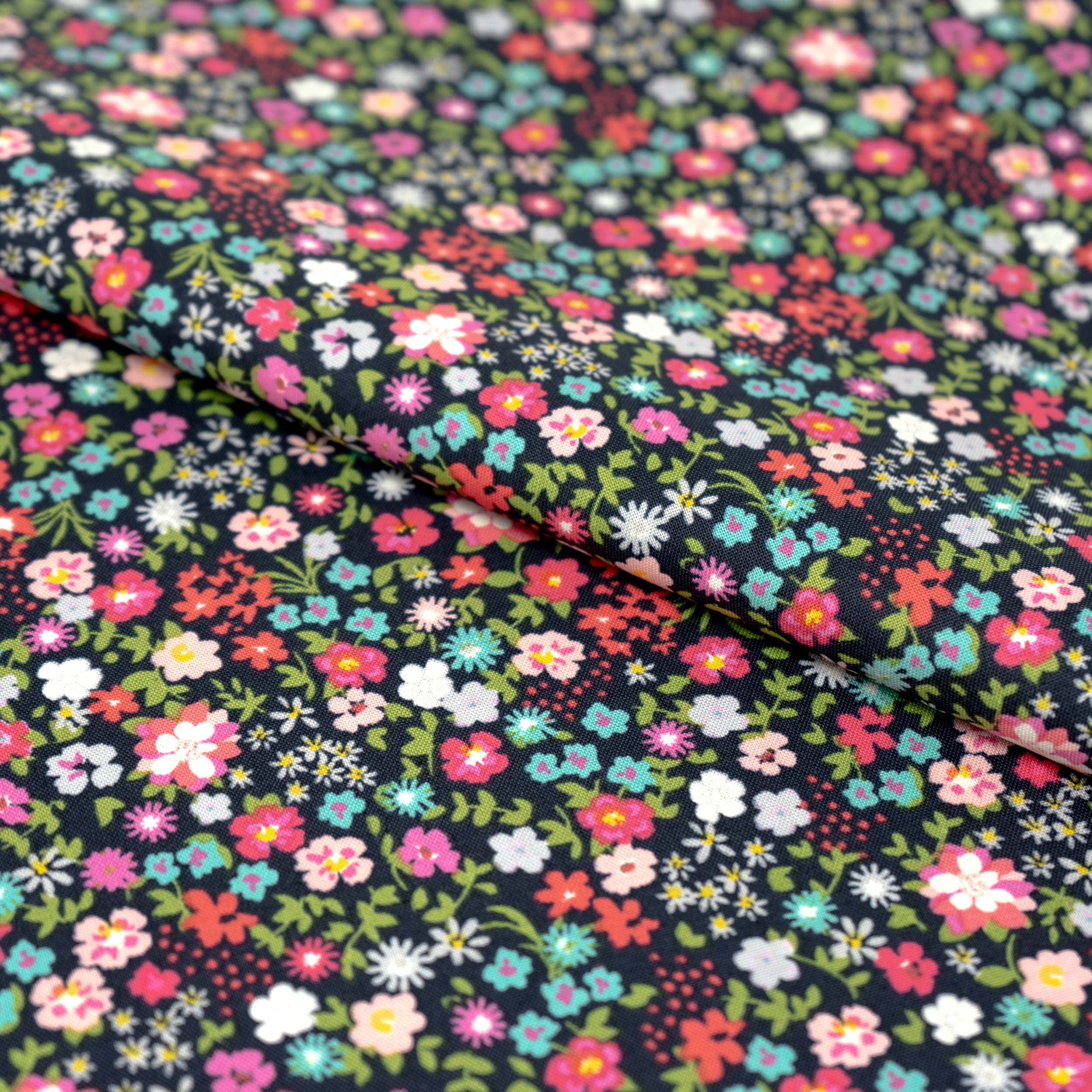 Singer Fabrics, 100% Cotton Print, Craft Quilting, 44 Inch, Pink Small Floral Dark, 5 Yard Precut