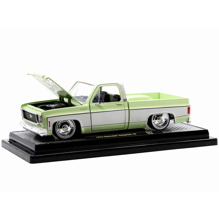 M2 Machines 1973 Chevy Cheyenne 10 Diecast Model Truck