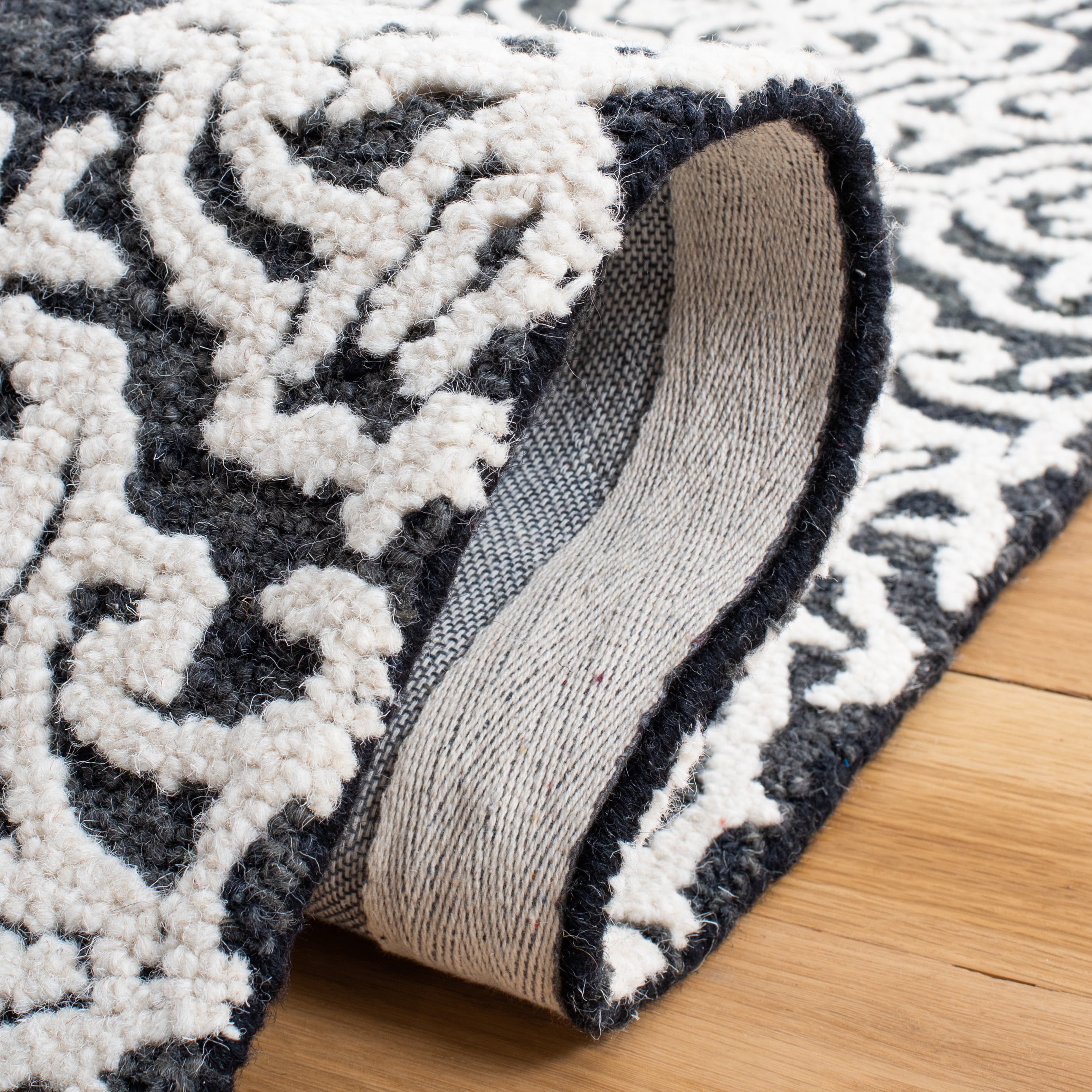 SAFAVIEH Blossom Asher Geometric Wool Area Rug, Black/Ivory, 6' x 9'