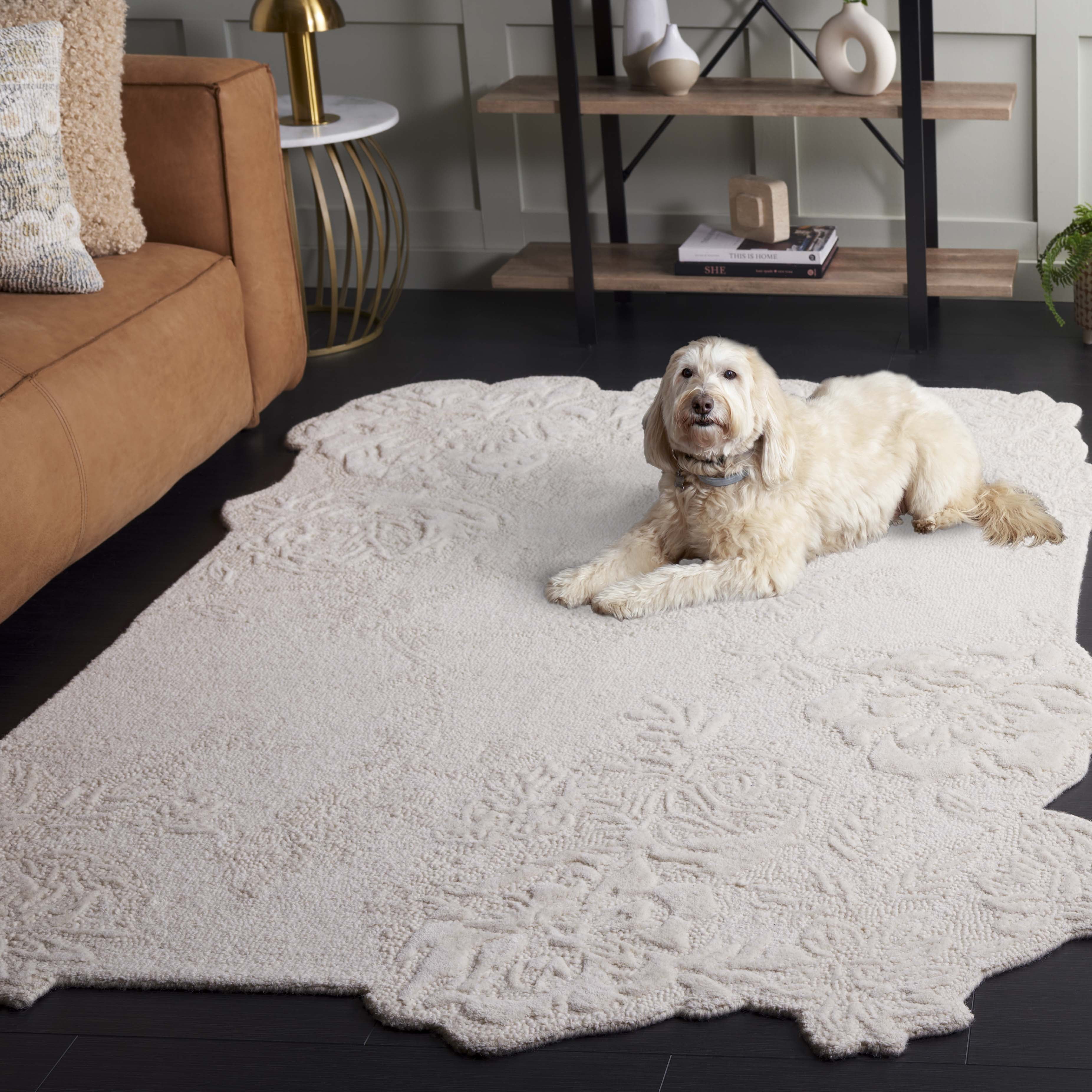 SAFAVIEH Mykonos Maiara Floral Area Rug, Ivory, 5' x 8'