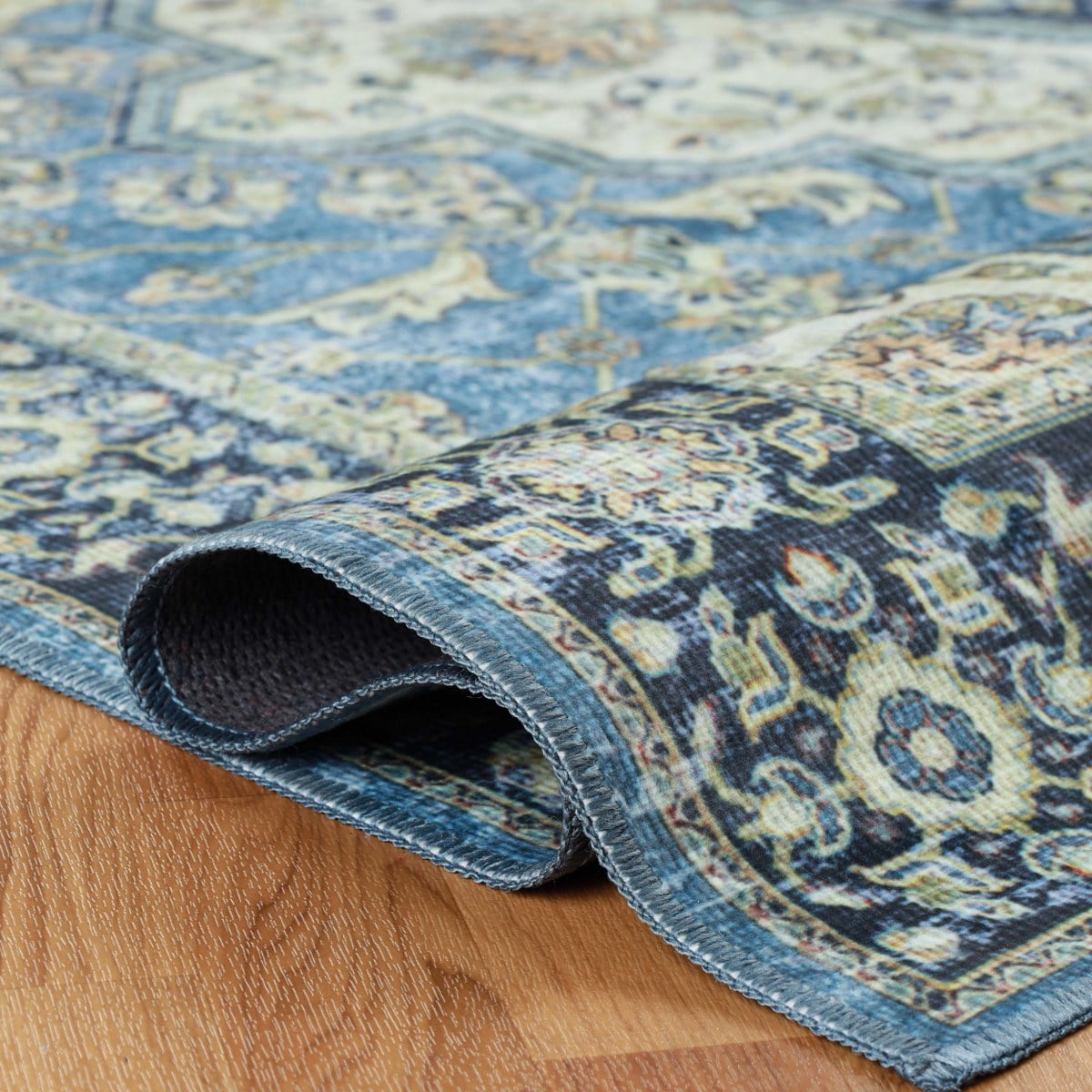 Superior Jay Medallion Bordered Washable Indoor Runner Rug, 2' 7" x 8', Blue