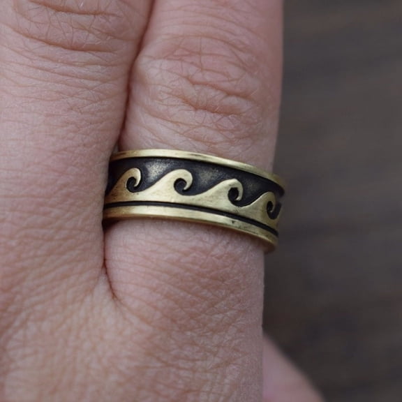 Men's And Women's Fashion Retro Wave Pattern Road Sports Ring