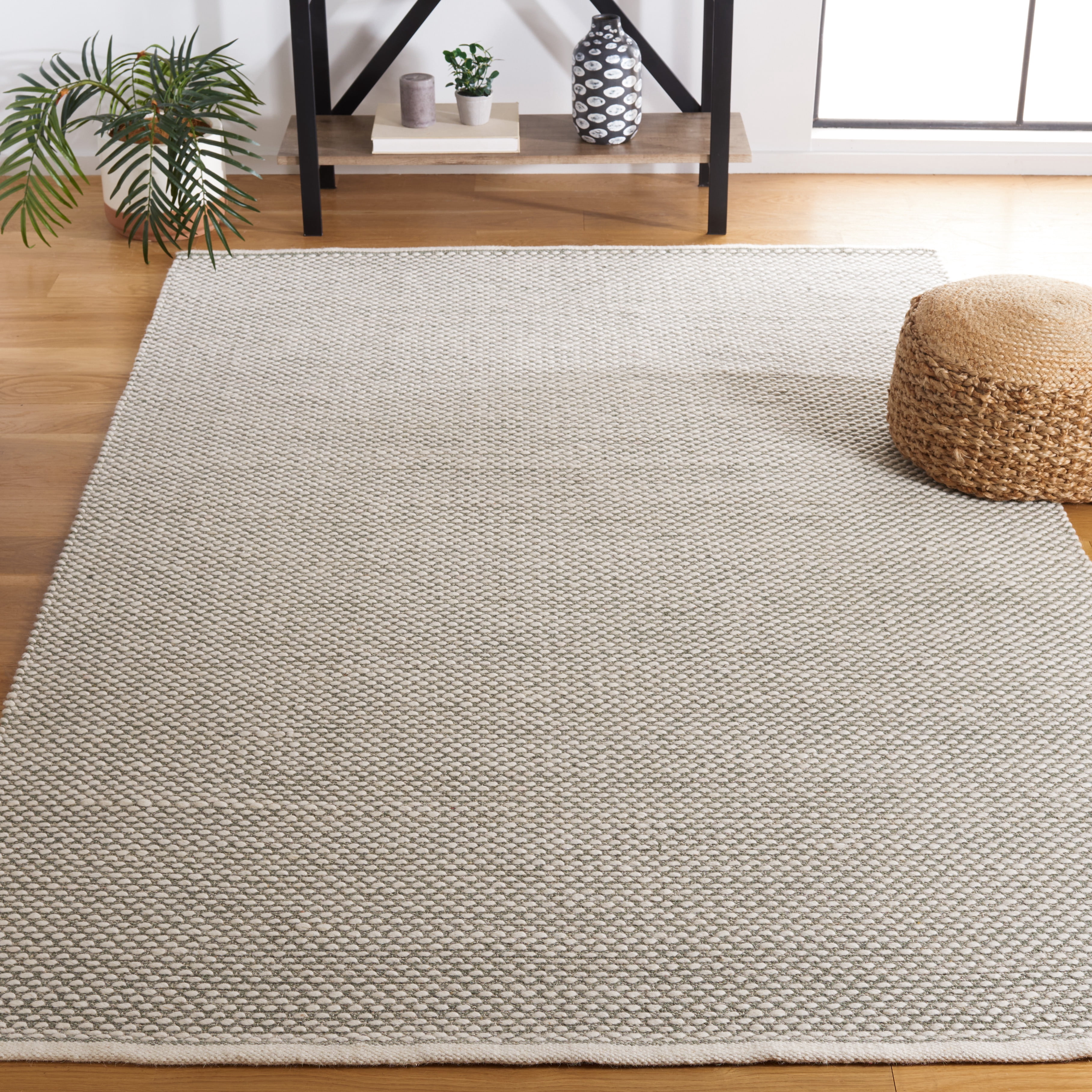 SAFAVIEH Vermont York Solid Area Rug, Green, 4' x 6'