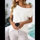 thumbnail image 4 of Suéter de Punto de Corta con Hombros Descubiertos para Mujer, Color Crema, Talla S, 4 of 8