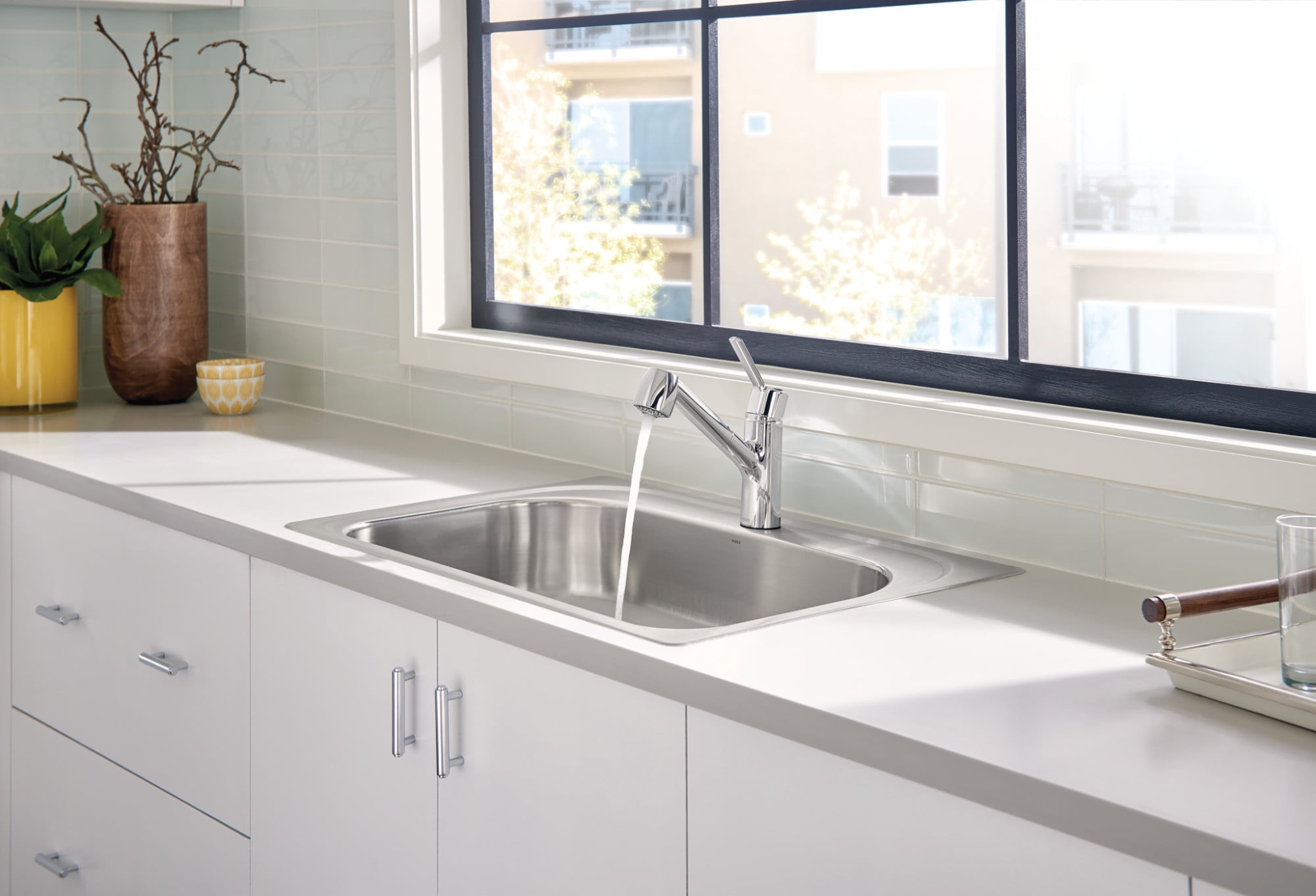 Moen Method Chrome One-Handle Pullout Kitchen Faucet