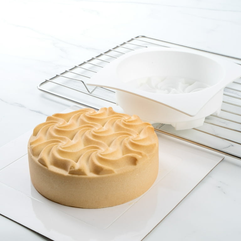 Pastry Tek Silicone Mini Bundt Cake Baking Mold - 6-Compartment - 10 Count Box, White
