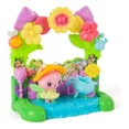 thumbnail image 1 of Gabby's Dollhouse: The Movie, Balcón de jardín de Queen Hada Gatina, Figura de Juguete y Accesorios para la casa de muñecas, Juguetes para niños y niñas a Partir de 3 años, 1 of 5