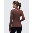 thumbnail image 2 of Campera CRZ YOGA Butterluxe con Cierre Completo Taupe Talle L, 2 of 4