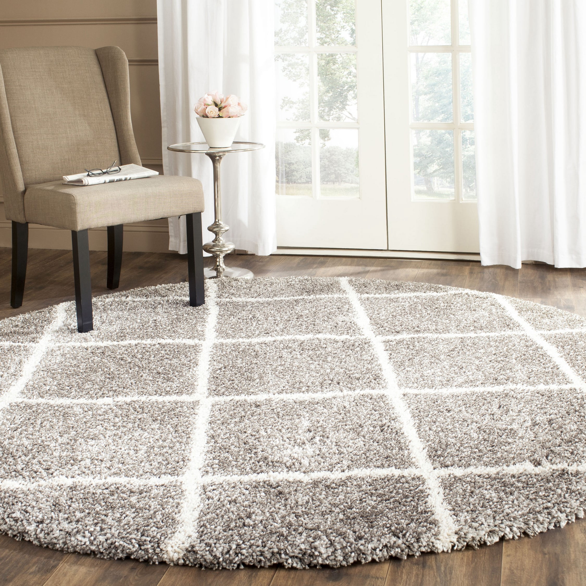 SAFAVIEH Hudson Amias Plush Geometric Shag Area Rug, Grey/Ivory, 11' x 11' Round