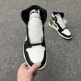 thumbnail image 2 of Air Jordan 1 Retro High OG " Dark Mocha " Zapatos De Baloncesto Deportivos Cojín De Aire, 2 of 3