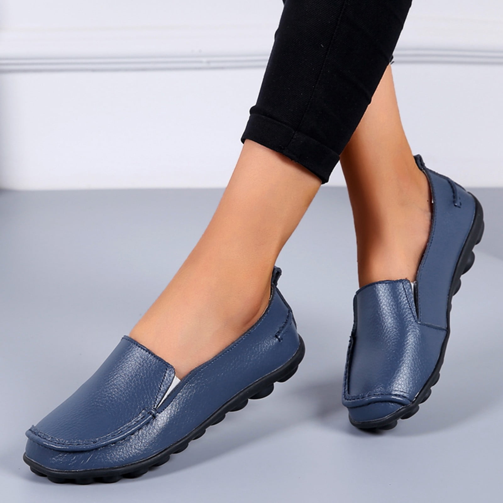 Dakaela Women's Leather Loafers Comfortable Casual Moccasins Soft Walking Driving Slip on Flat Shoes