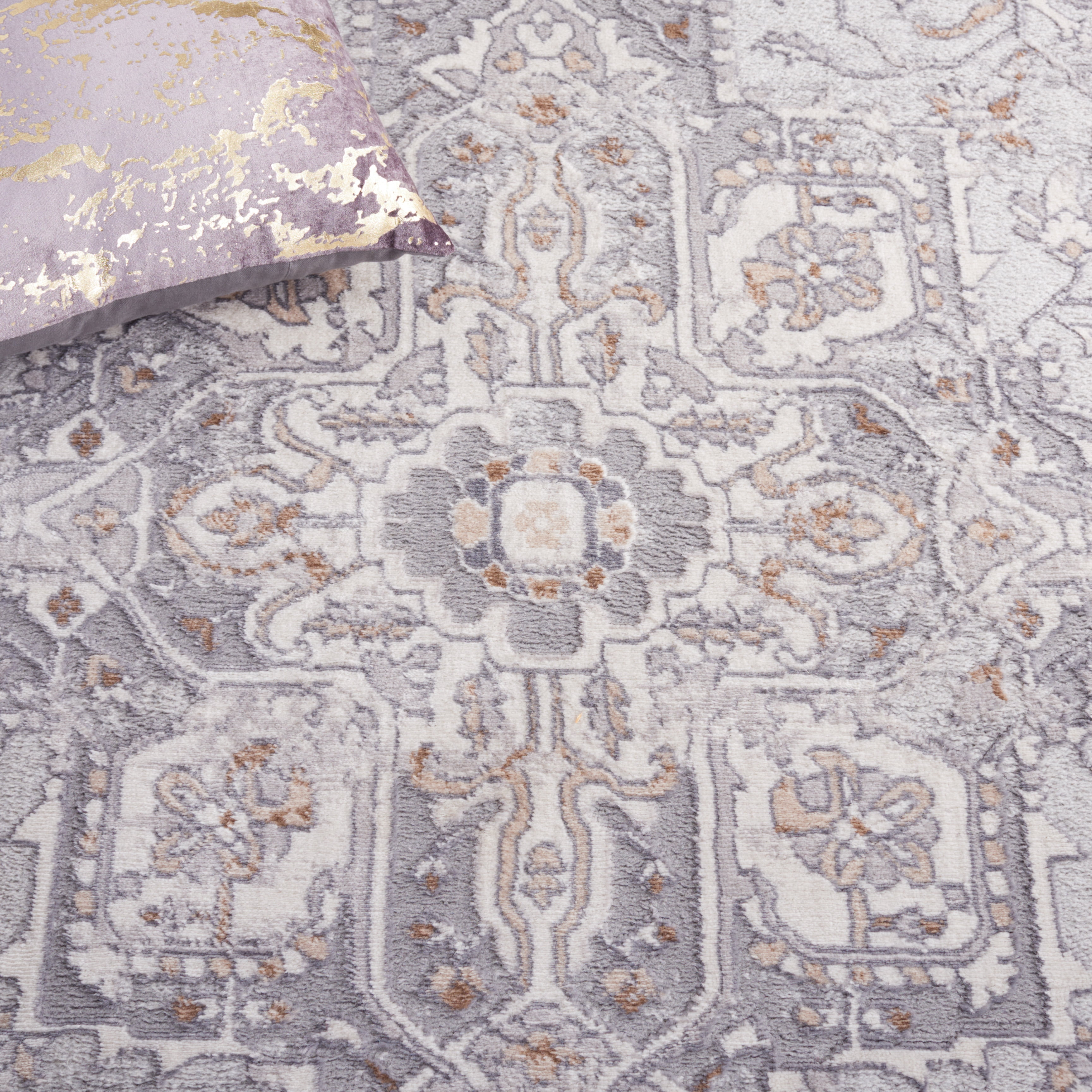 Safavieh Eternal Aleesha Floral Area Rug, Gray/Beige, 6'7" x 6'7" Square