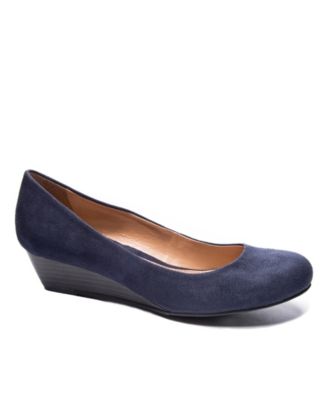 Marcie wedge pump Clearance