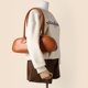 thumbnail image 5 of 2024 Bolsos de mujer Nuevo diseño de nicho Verano de alta gama Versátil Simple Gran capacidad Retro Bolso de almohada portátil Bolso de hombro, 5 of 5