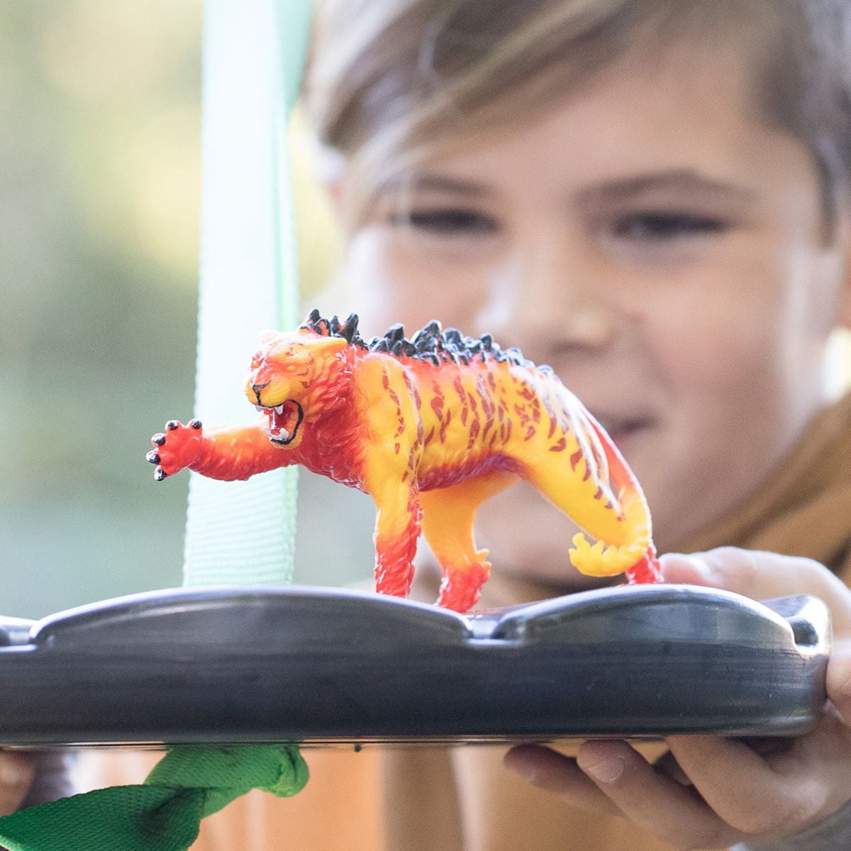 Schleich Eldrador Creatures - Lava Tiger Figure - Fire Monster Animal Creature Figurine - Fantasy Beast Toy for Ages 7+