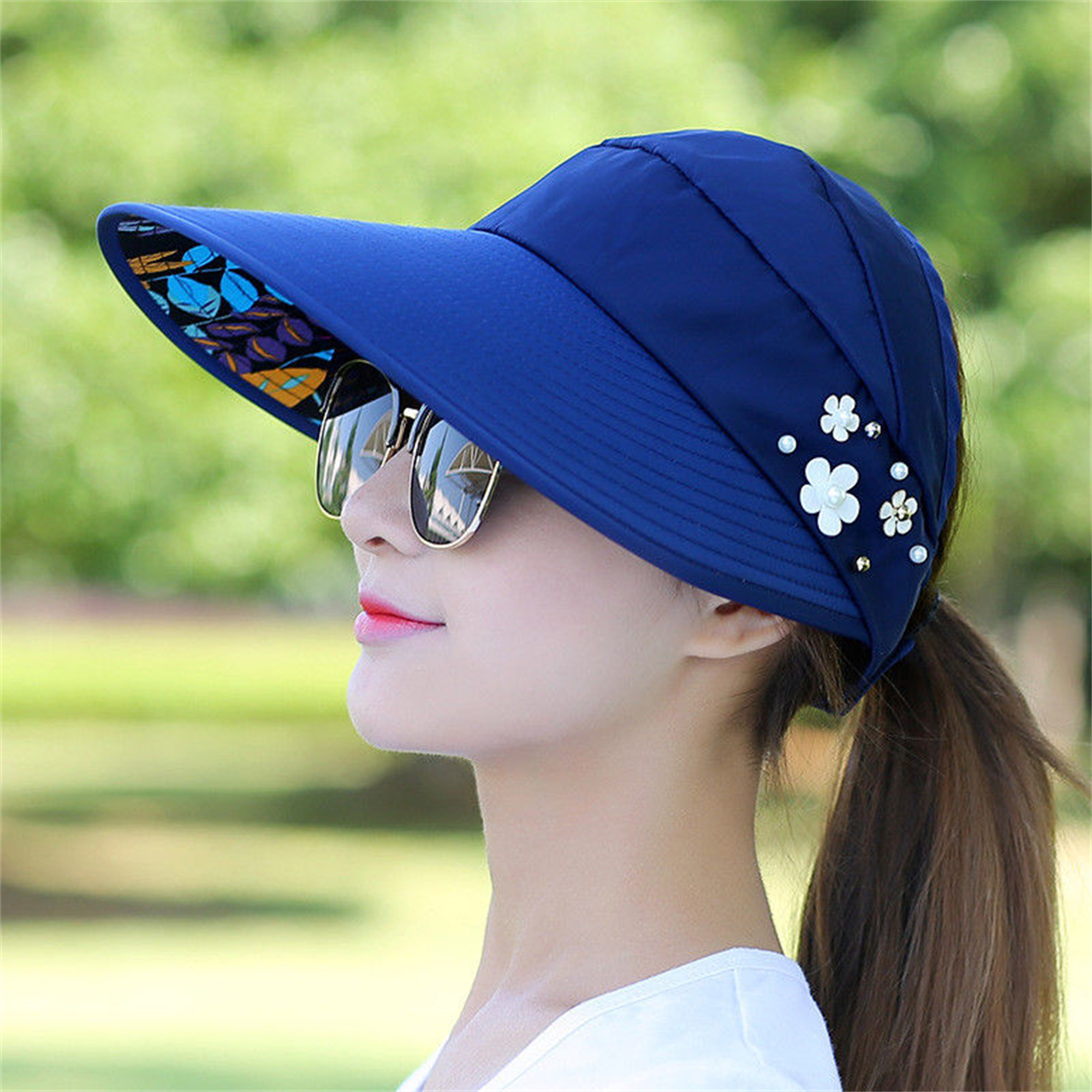 Pfysire Women Adjustable Sun Hat Wide Brim UV Protection Visor Cap Navy Blue Floral
