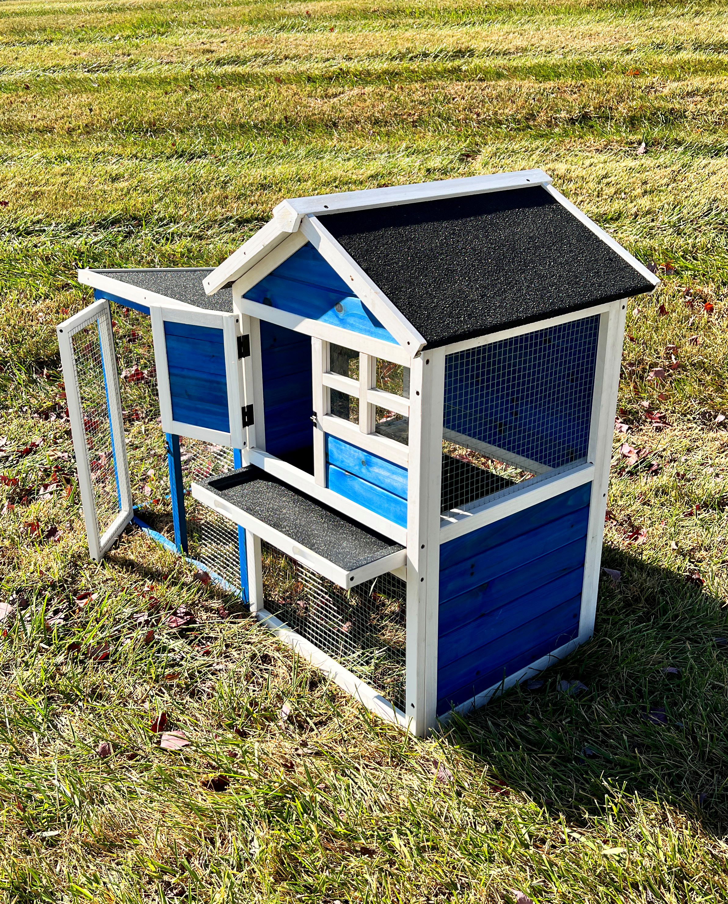 Win Pet Stilt House Rabbit Hutch, Navy Blue, Fits 1-2 Rabbits