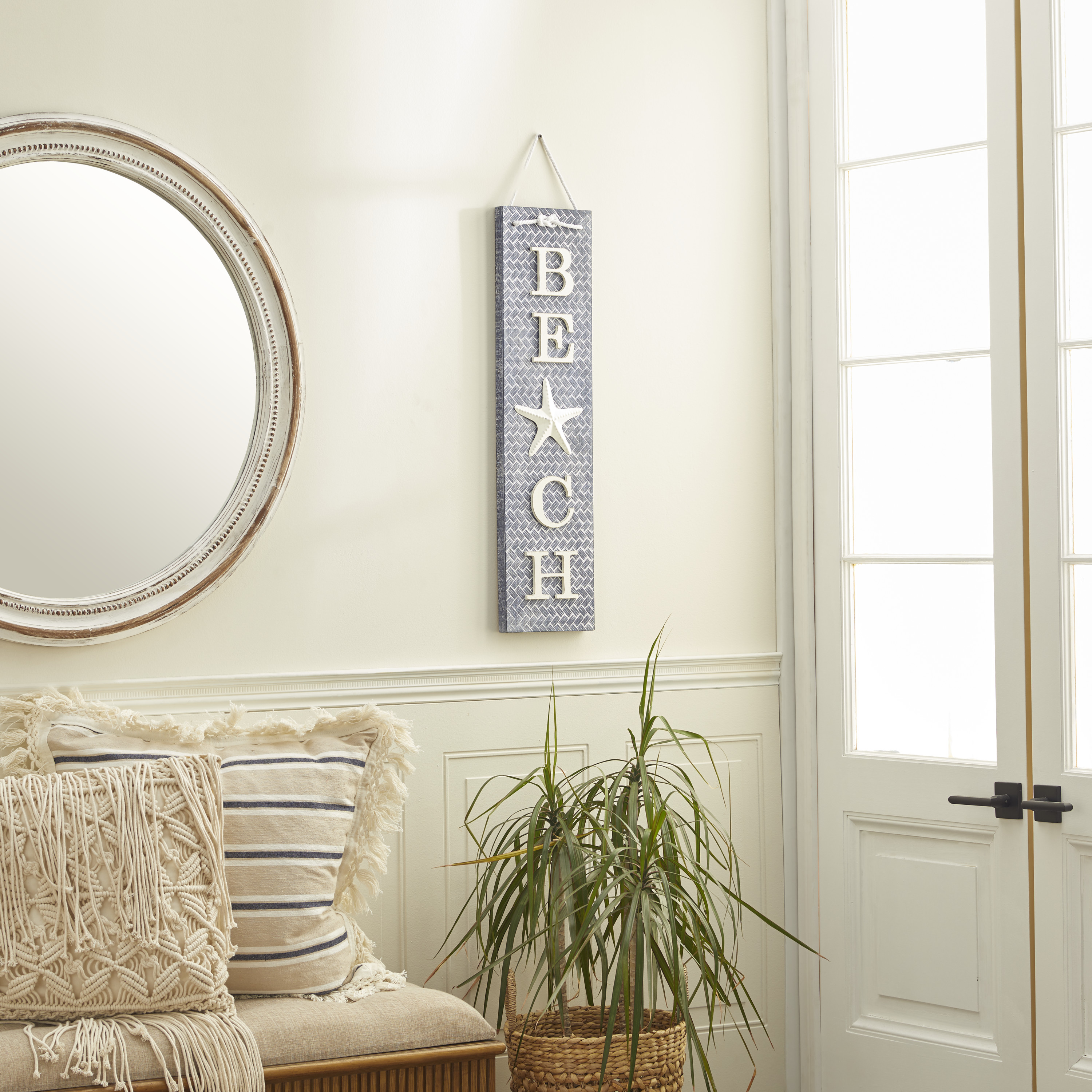 DecMode Blue Wood Beach Sign Wall Decor