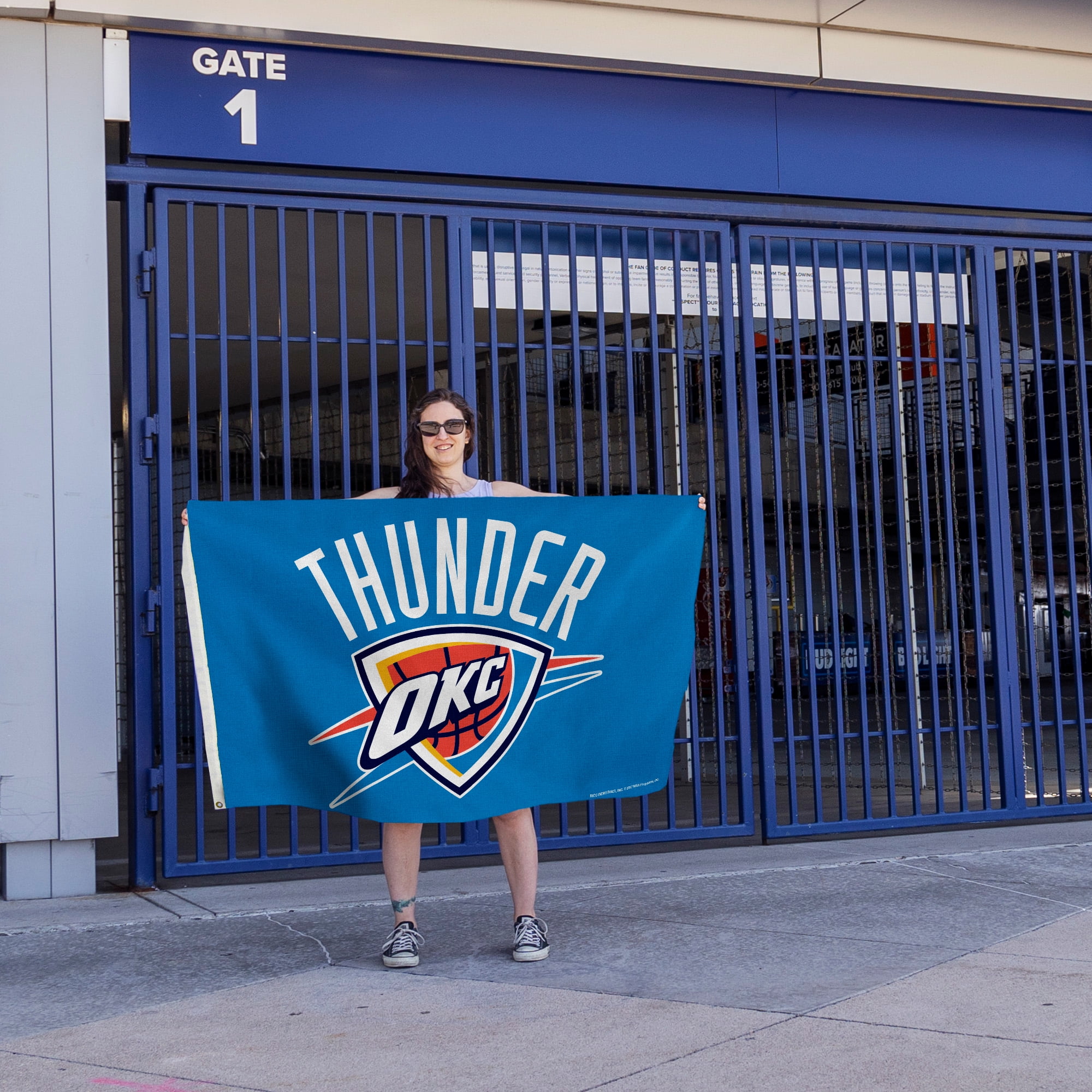OKLAHOMA CITY THUNDER 3X5 BANNER FLAG