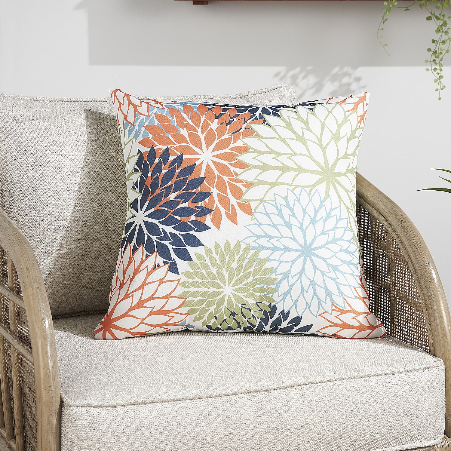 Mina Victory Aloha Floral Multicolor 20" x 20" Outdoor Throw Pillow, Easy Clean, Zipper Closure, Patio, Couch, Bench