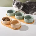 thumbnail image 4 of Cuenco de cerámica para perros de 850 ml, cuencos dobles y triples para comida y agua de gatos con palés de madera, comederos nórdicos para mascotas, bebederos y comederos, 4 of 5