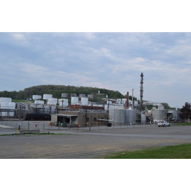 LAMINATED POSTER Overview from the south of the Calumet Penreco oil