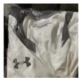 thumbnail image 3 of Uniforme De Baloncesto Playera Under Armour Original, 3 of 4