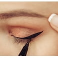thumbnail image 2 of Delineador líquido Defiance Beauty Infinity Enigma Waterproof, 2 of 3