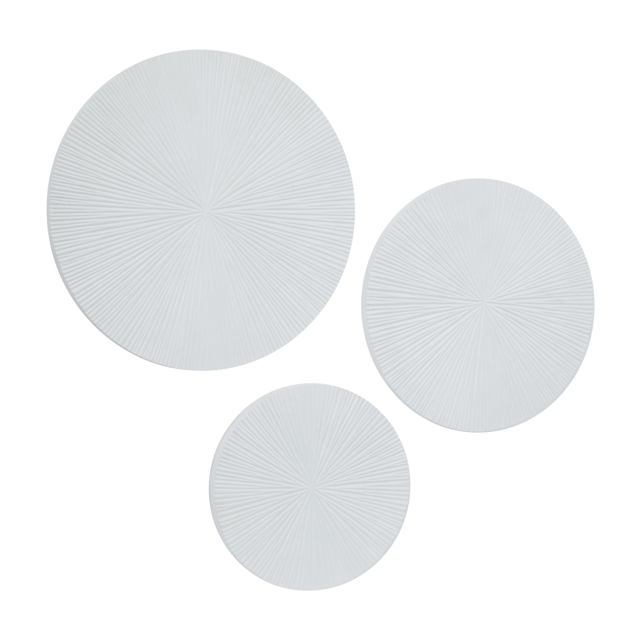 CosmoLiving by Cosmopolitan White Wooden Carved Radial Plate Wall Decor (3 Count)