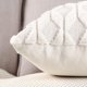 thumbnail image 5 of Paquete de 2 fundas de almohada decorativas de terciopelo de lana corta de felpa suave, funda de cojín de estilo lujoso, funda de almohada para sofá, dormitorio, cuadrado, 5 of 7