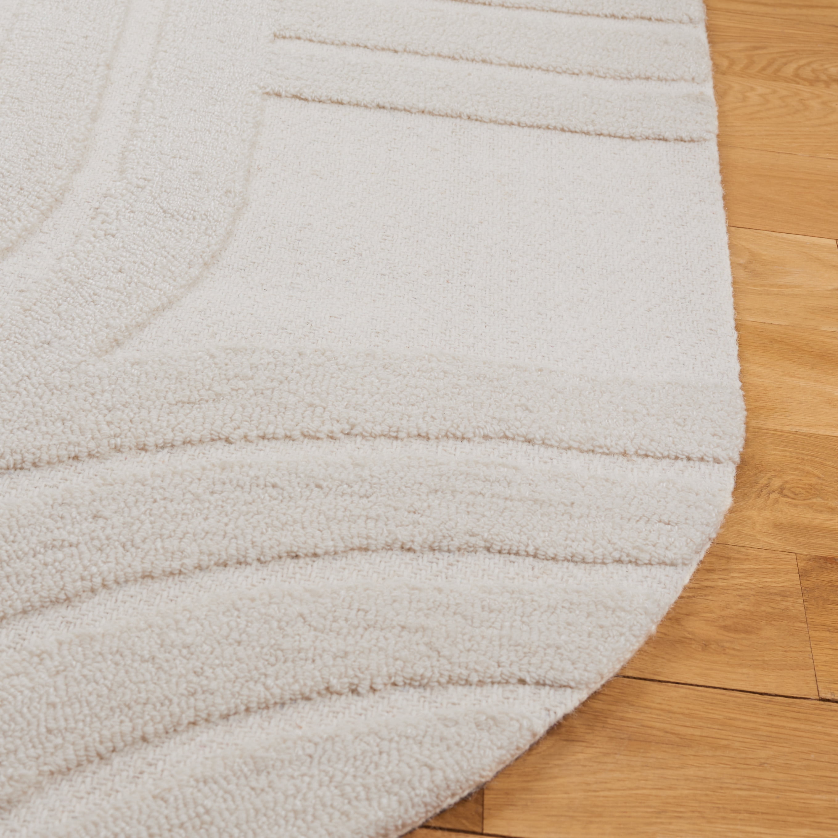 SAFAVIEH Southampton Miah Geometric Area Rug, Ivory, 6' x 9'