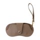 thumbnail image 2 of Estuche portátil colgante para gafas de sol con correa para la muñeca – Estuche para gafas de piel sintética con cierre a presión, soporte protector para gafas de sol y de lectura, ideal para, 2 of 6